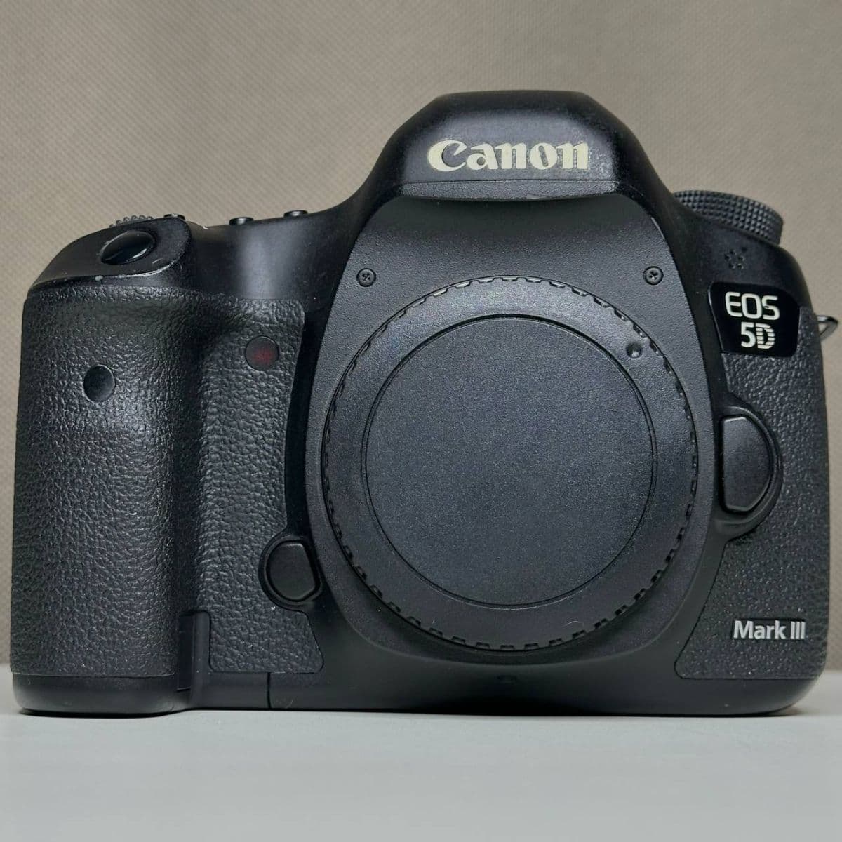 Canon 5D Mark III body (324)