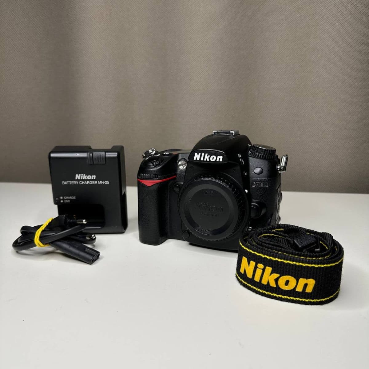 Nikon D7000 body — фото 5